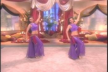     / Bellydance basic dance