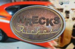      / Wrecks Riches