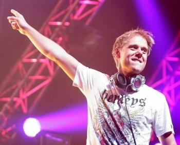 Armin van Buuren - A State Of Trance Episode 577