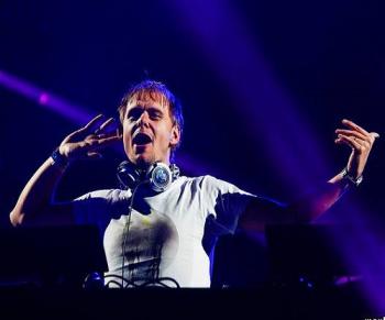 Armin van Buuren - A State Of Trance Episode 692 SBD