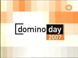  :      / Domino Day: Falling into Life