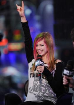 Avril Lavigne - Live At Big Morning Buzz