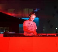 Armin van Buuren - A State Of Trance Episode 744